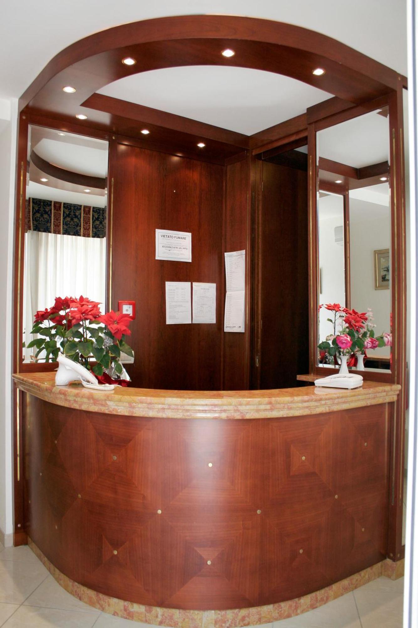 Residence Olimpo Rimini Buitenkant foto